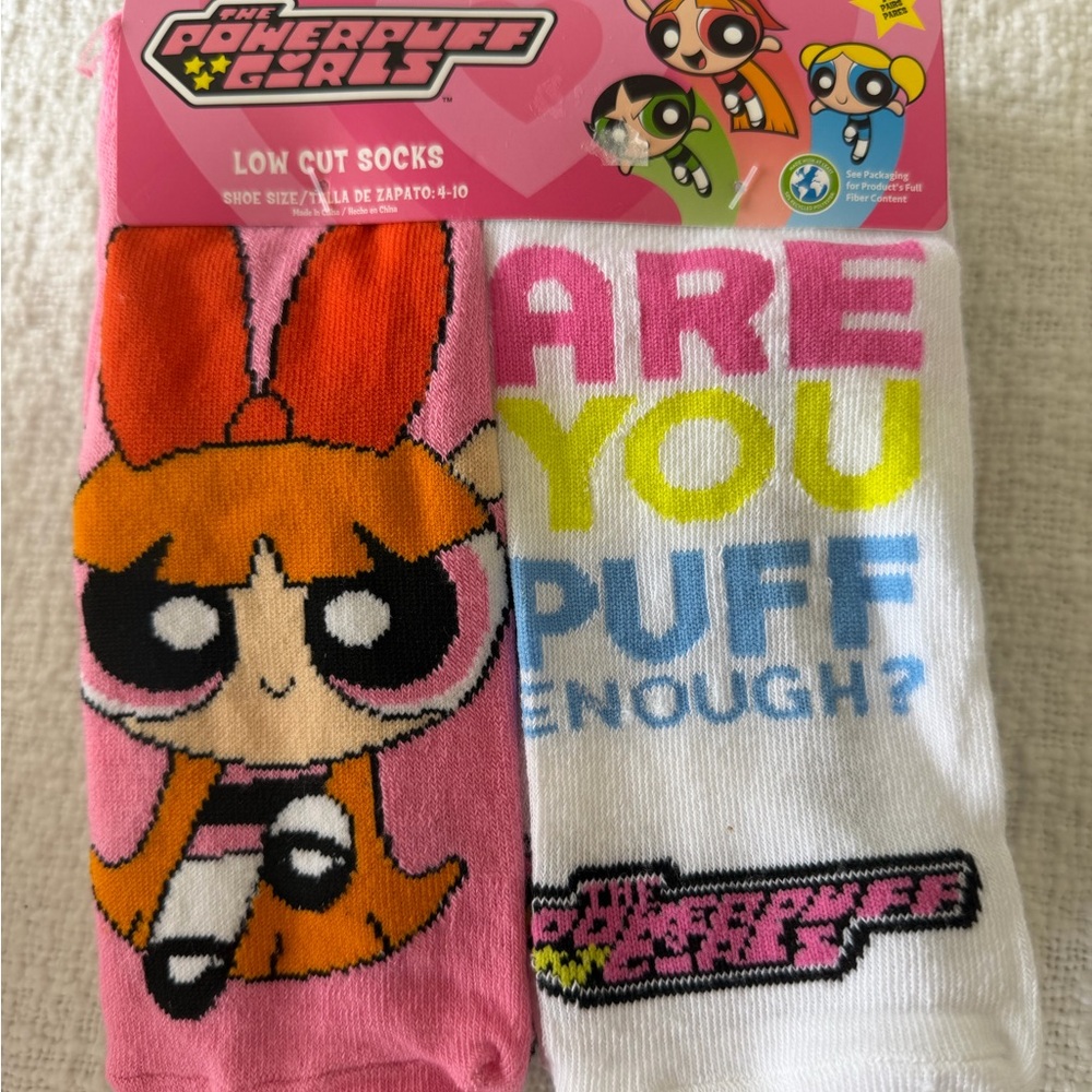 The Powerpuff Girls Low Cut Cartoon Socks 2 Pairs Girls Size 6-10 Multicolor